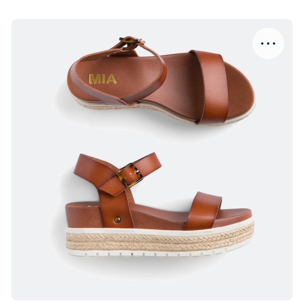 MIA Women's Tan Platform Sandals